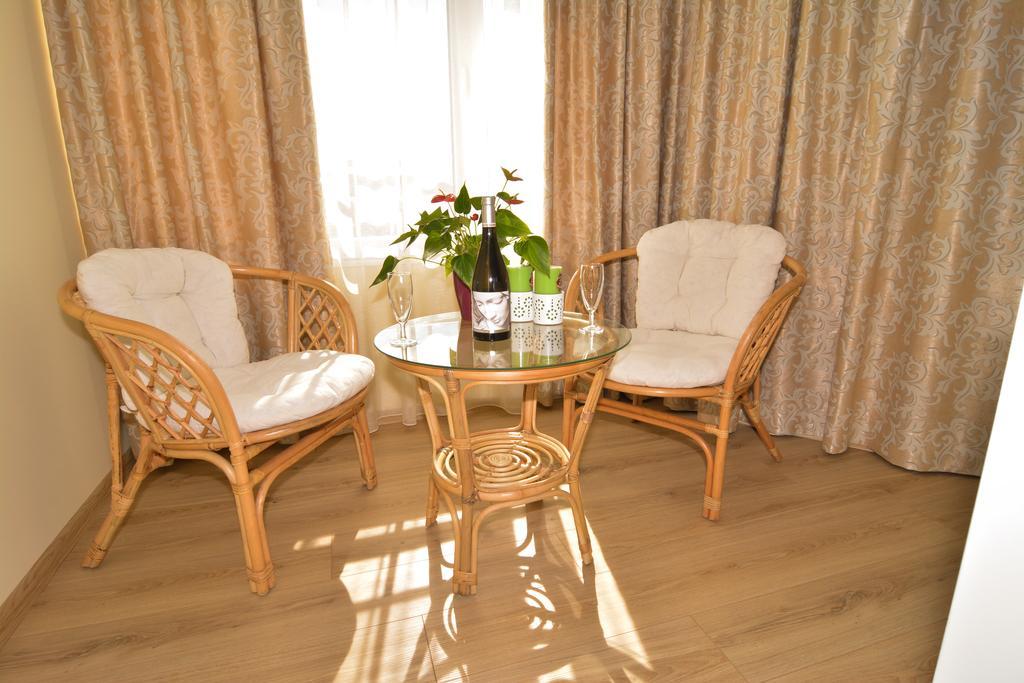 Luxury Apartments Burgas Bagian luar foto
